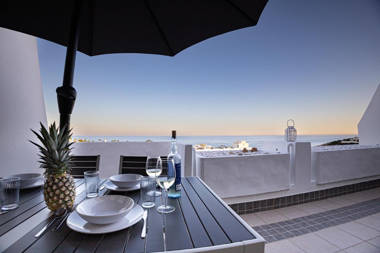 Beachfront - Amazing Ocean View Apartment *